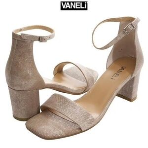 VANELI NIB MERYN TOBACCO LEATHER ANKLE STRAP SANDAL. SIZE 8 M